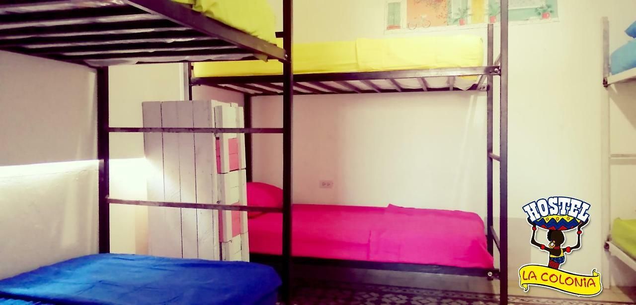 La Colonia Hostal *