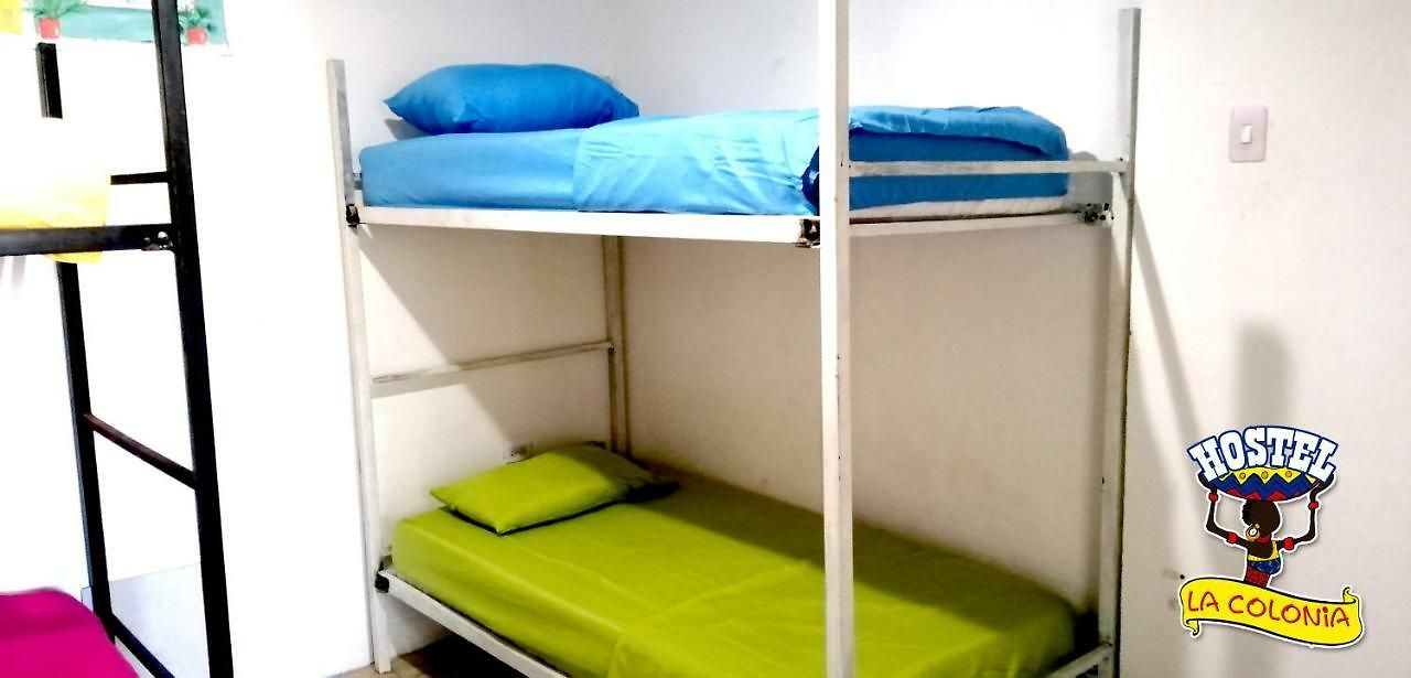 La Colonia Hostal *