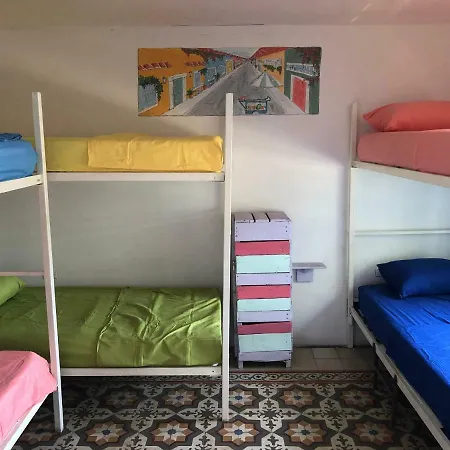 Hostal La Colonia