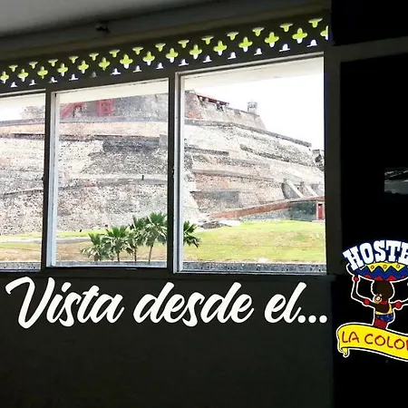 La Colonia Hostal *