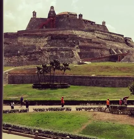 La Colonia