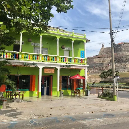 La Colonia Hostal